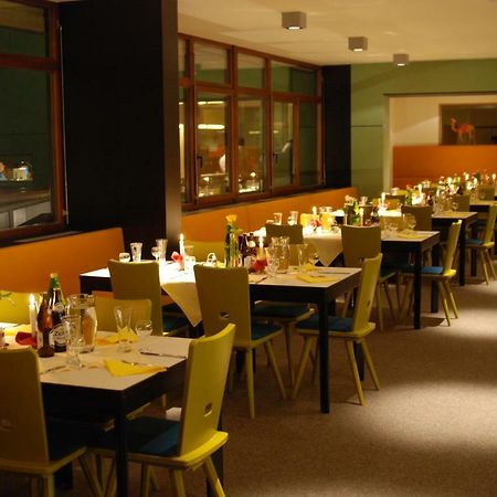Hermann-Gmeiner-Akademie Hotel อินส์บรุค ภายนอก รูปภาพ