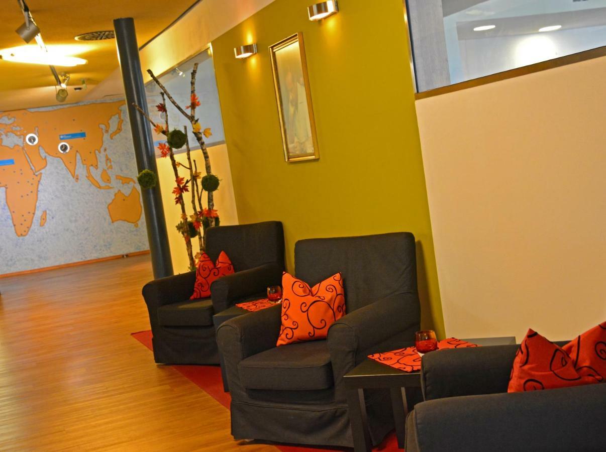 Hermann-Gmeiner-Akademie Hotel อินส์บรุค ภายนอก รูปภาพ